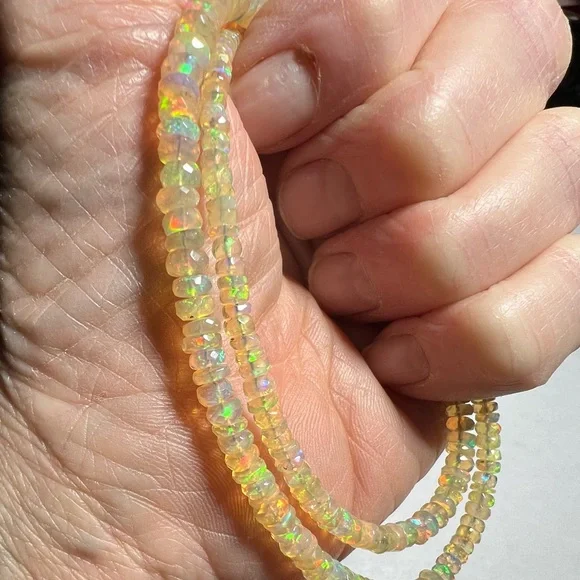 ETHIOPIAN WELO OPAL 16” NECKLACE WITH 14K SECURITY CLASP - Picture 5 of 12